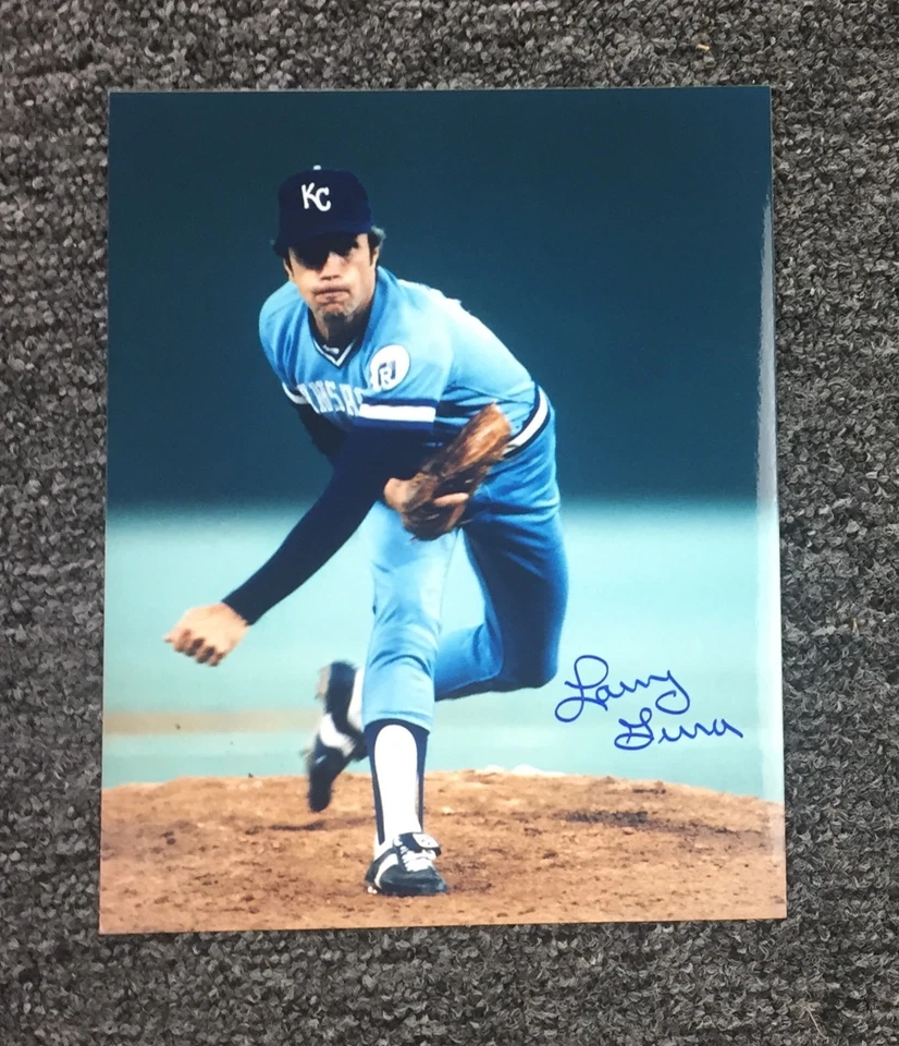 Larry Gura Auto 8 X 10  Kansas City Royals Signed. - Image 1 of 1