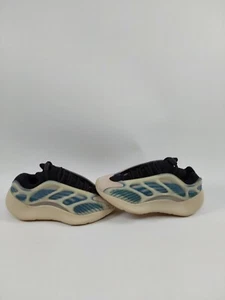 Adidas Yeezy 700 V3 Kyanite Men's Size 4 - Picture 1 of 8