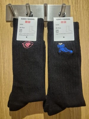KAWS + Warhol UT Uniqlo Socks Mens UK Size 5-8 25-27cm Black  2 Pairs  - Image 1 of 2