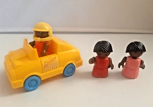 Vehículos de juguete vintage Lil Playmates personas coche deportivo - Imagen 1 de 16