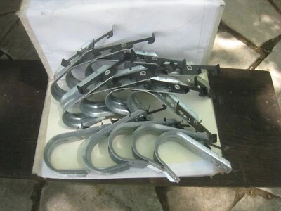 *LOTE DE 14 Caddy CAT32HP 2" CAT HP J-Hook, acero pregalvanizado tienen clip de resorte Foto 1 de 4