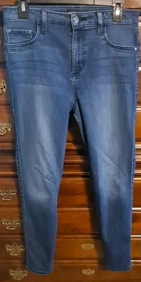 Pantalones de mezclilla Guess 1981 para mujer Shanti lavado azul diseño de 3 bolsillos talla 31  Foto 1 de 4