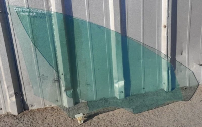 Kia Cadenza 2014 puerta delantera izquierda lado del conductor ventana de vidrio OEM Foto 1 de 3