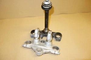 BMW F650 F650 FUNDURO 1994-1996 juego de horquilla delantera yugos abrazaderas suspensión - Imagen 1 de 7