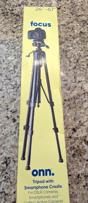 Trípode de 67 pulgadas con base para teléfono inteligente para cámaras DSLR, teléfonos inteligentes y más Foto 1 de 4
