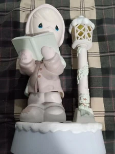 Enesco Precious Moments beleuchtetes animiertes Musical O COME All YE TRUE - Bild 1 von 7