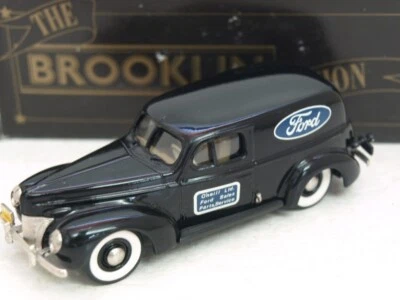 Ford sedán Brooklin Models BRK.9 1949 entrega, servicio Ford. Foto 1 de 4