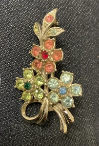 Vintage Brosche mehrfarbig Blumen auf weißer Metalleinfassung - Bild 1 von 3