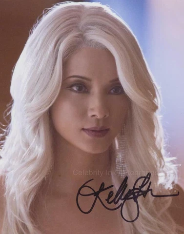 KELLY HU as China White - Arrow GENUINE SIGNED AUTOGRAPH Cover