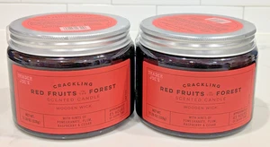 2x Vela de mecha de madera New Trader Joe's Crackling Red Fruits In The Forest - Imagen 1 de 4