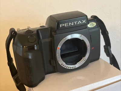 Pentax SF7 35mm SLR Film Camera Body Only - Powers Up but Untested (022508PX) - Image 1 of 4
