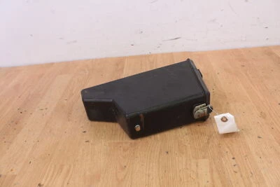 Yamaha ET 340 ENTICER 1982 caja de almacenamiento delantera o trasera/herramienta Foto 1 de 4