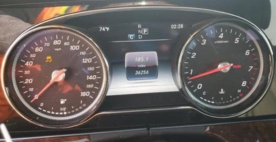 Clase E OE 2017 velocímetro calibre clúster 36 k millas Mercedes-Benz Foto 1 de 4
