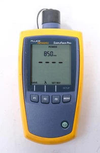 Fluke SimpliFiber Pro Optical Power Meter - Picture 1 of 3