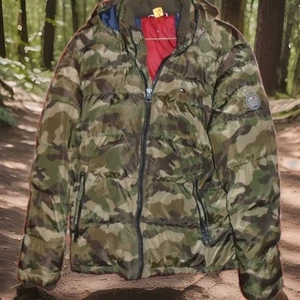 TOMMY HILFIGER ARMY CAMOFLAUGE PUFFER JACKET MENS XL-HAS FLAWS-SEE PICTURES - Picture 1 of 9