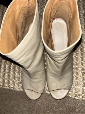 NWOB Maison Margiela Leather Peep-Toe Booties SIZE 7 (BOTA1500 - Image 1 of 4