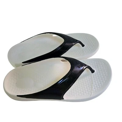 Sandalias de Tanga Spenco Fusion 2 Negras Brillantes Ortopédicas Acolchadas Talla 7 Foto 1 de 4