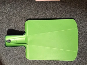 Weight Watchers Folding Cutting Board/NEW - Picture 1 of 3