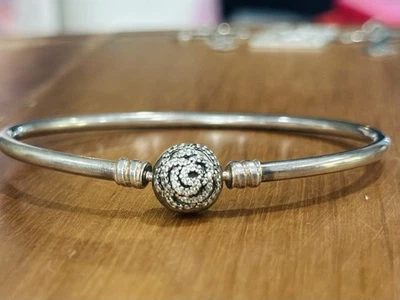 Brazalete Pandora Pulsera Disney La Bella y la Bestia La Verdadera Bella Se Encuentra Dentro” Foto 1 de 4