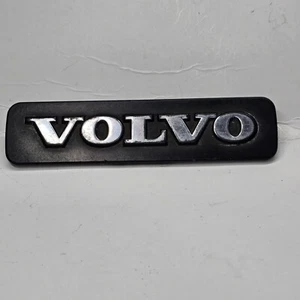 1990's VOLVO Emblem #20244 Badge Nameplate Plastic Chrome Script Car Part OEM - Foto 1 di 4