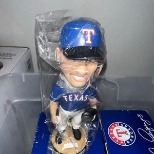 Chan Ho Park #61 MLB Texas Rangers Bobblehead New 2002 blue - Picture 1 of 3