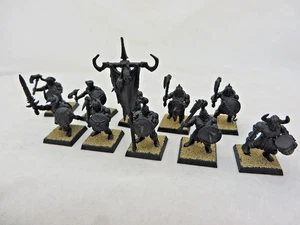 Warhammer AOS Sigmar Chaos Marauders army lot plastic oop slaves darkness flail - Bild 1 von 3