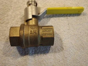 BALL VALVE, AIR-LINE, 3/4" NPT FEMALE THREAD, DOWN STREAM VENTING,LOCKING HANDLE - Picture 1 of 7