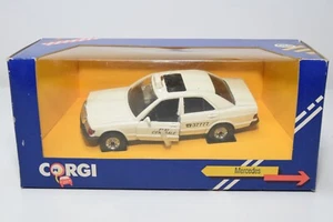 B42 1:36 CORGI TOYS C388/3 MERCEDES-BENZ 190 TAXI CENTRALE MIB 2 - Foto 1 di 10