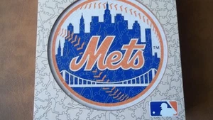 New York Mets Skyline Baseball Round Wooden Puzzle 150 Pieces - Picture 1 of 4