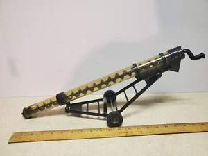 Toy Ertl Diecast Toy Auger Elevator belt Bale Conveyer Attachment 19 Inch - Picture 1 of 6