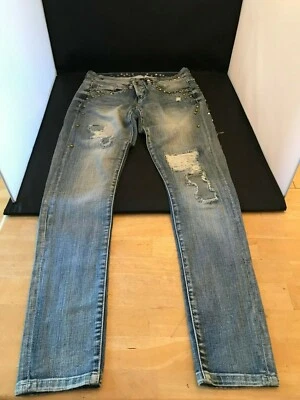 Pantalones de mezclilla azules ajustados con tachuelas Blank NYC para mujer talla 34W, 31 entrepierna Foto 1 de 2