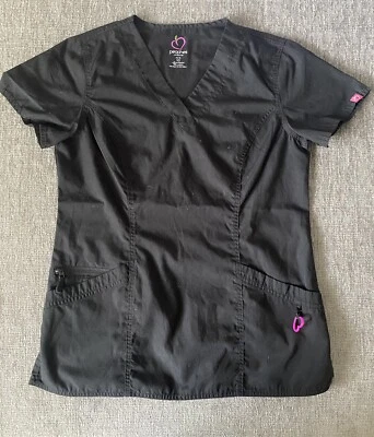 Blusa Médica Peaches Uniforms Para Mujer Negra con Detalle de Corazón Rosa en Bolsillo Talla Xs Foto 1 de 4