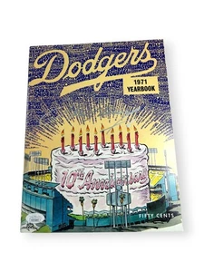 Steve Garvey Signed Autographed Magazine Dodgers 1971 Yearbook JSA WB736895 - Picture 1 of 4