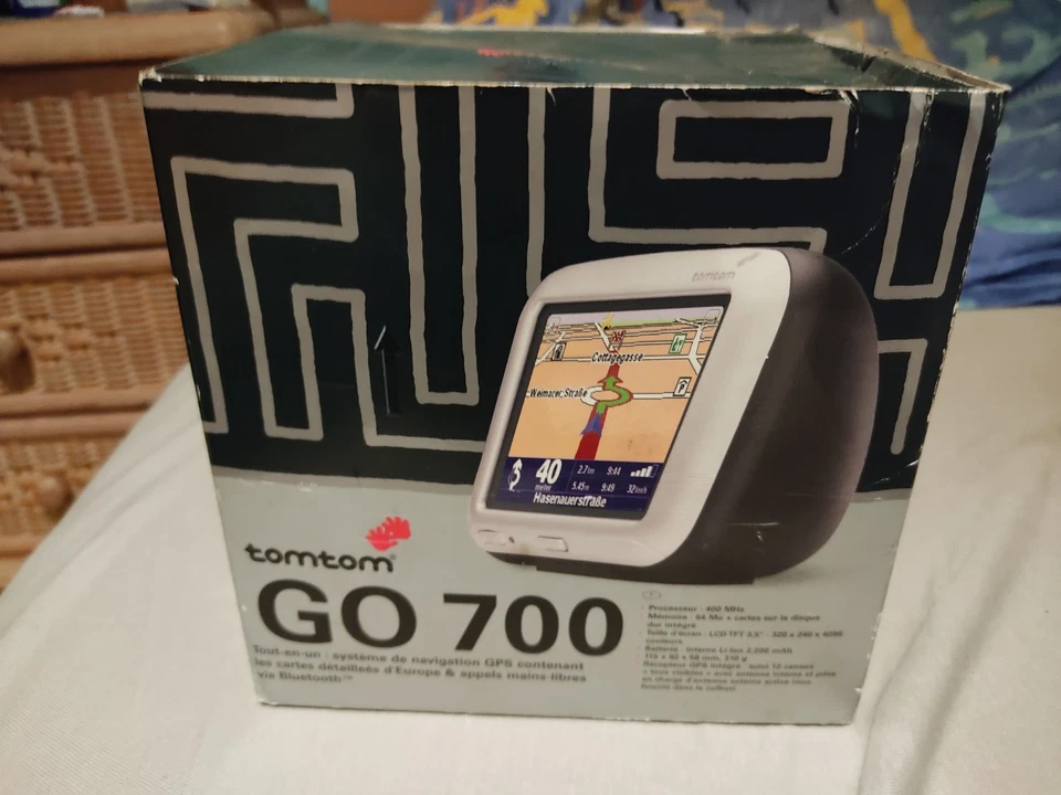 tomtom GO 700 GPS Navigationssystem mit Bluetooth Freisprecheinrichtung - Bild 1 von 1