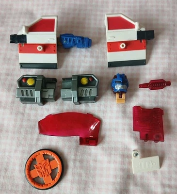 TRANSFORMERS Armada 2002 RED ALERT Max-Con Figure Parts Lot DISC Bomb Doors Head - Image 1 of 4