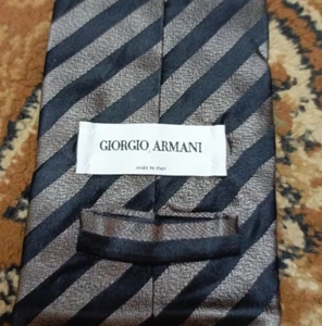 mens vintage Giorgio Armani Cravatte 100% all silk luxury Awning neck tie - Picture 1 of 5