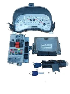 Engine control unit set Fiat Doblo diesel 02810344 73501235 - Picture 1 of 3