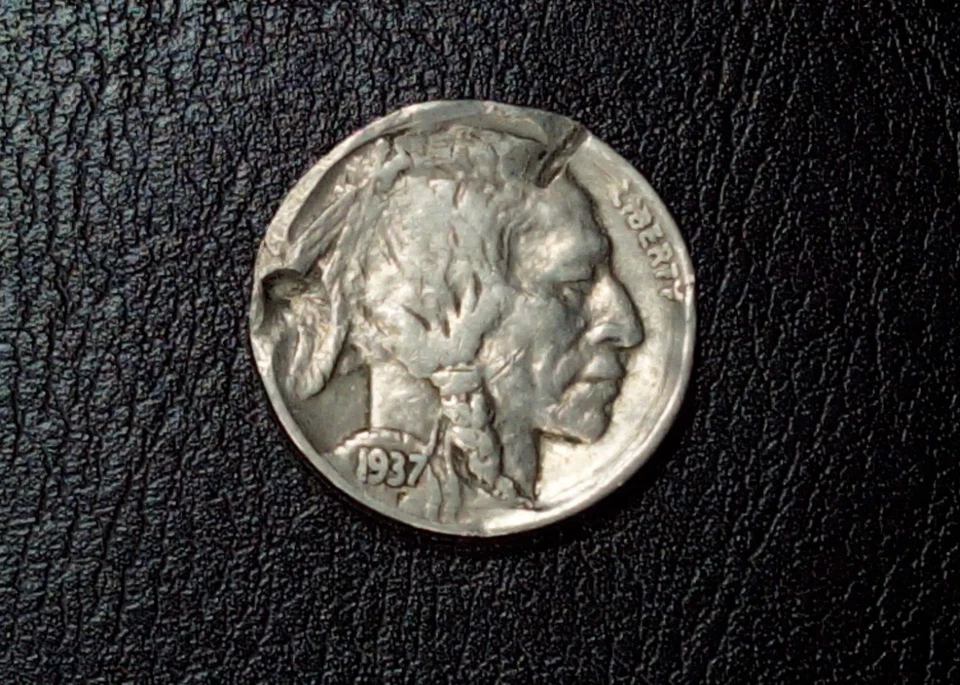 Mint Error Coin 1937 Buffalo Nickel Damaged Planchet DDR Broadstruck Reverse  - Image 1 of 4
