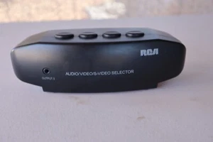 RCA 4 Way AV Video Selector Switcher w/ S-Video DVD Gaming TV VH911 - Picture 1 of 4