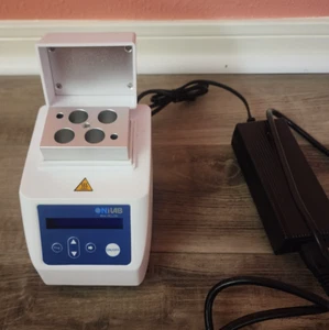 Incubadora de baño seco ONiLAB Mini HCL100 15m Lx4 capacidad tubos centrífugos - Imagen 1 de 8