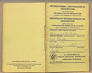 VINTAGE EPHEMERA 1972 CERTIFICATO INTERNAZIONALE DI VACCINAZIONE OMOLOGATO OMS - Foto 1 di 2