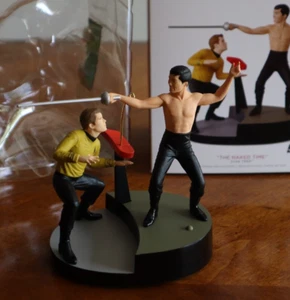 Hallmark 2018 THE NAKED TIME STAR TREK - Keepsake Ornament- MAGIC Sound (LOTB) - Picture 1 of 13