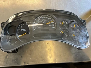 2005 Chevrolet Silverado 1500 4x4 5.3L Instrument Cluster - Picture 1 of 3