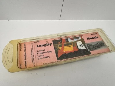 Leyland Freighter Skip Lorry G170 OO Scale Langley Models Kit 1/76 - Circ 1980s - Image 1 of 3