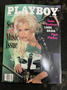 Collectors item April 1998 playboy magazine: Linda Brava cover - Picture 1 of 1