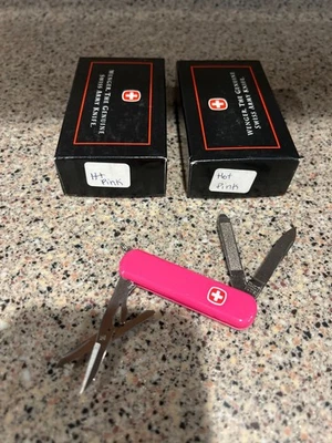 "2- Llavero Navaja Suiza Wenger Vintage Rosa Caliente Mini 2.5""" Foto 1 de 2