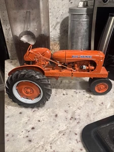 Franklin Mint Allis Chalmers WC Tractor 1:12 Scale - Picture 1 of 6