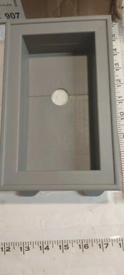 Split Block for Insulated Siding Mid-America Color 907 / Box of 10 - Image 1 of 4