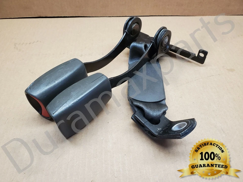 2003 - 2006 GMC Chevrolet Cadillac 2nd Second Row Seat Belt Buckle OEM 1KP168034 Foto 1 de 4