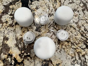 Nest Wifi - Mesh Router AC2200 - 3 Pack - Picture 1 of 1